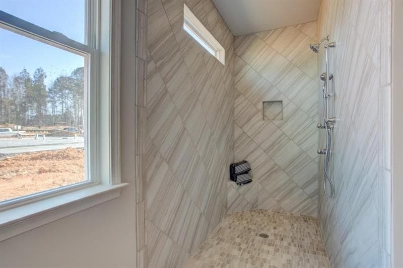 3 bedroom, 3 bathroom, 1,922 sq ft single family residence for sale at 4180 Miraz Court, Acworth, GA 30101 — photo 8