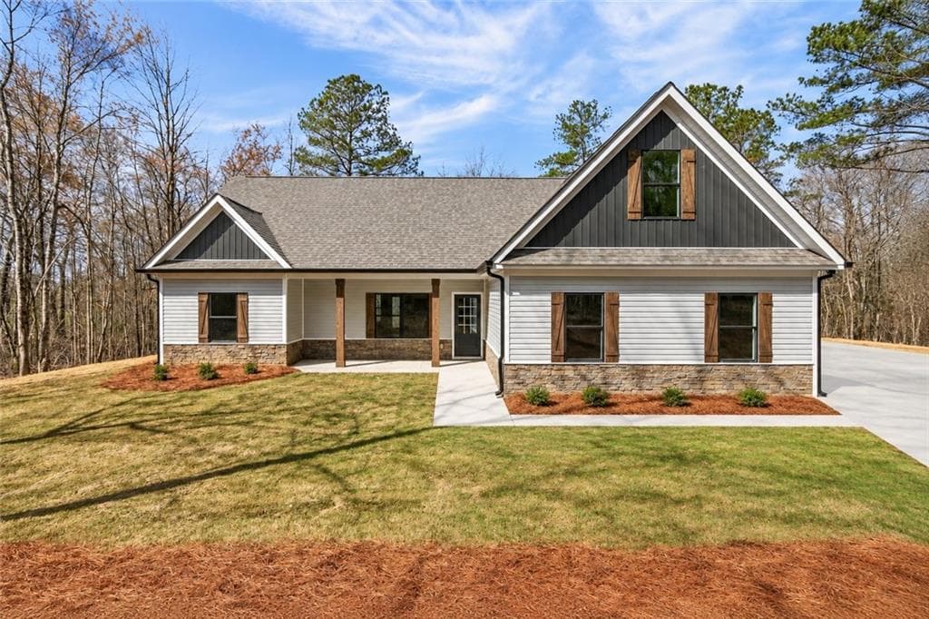 4 bedroom, 2 bathroom, 1,733 sq ft single family residence for sale at 103 CROWE Road, Dallas, GA 30132 — photo 2