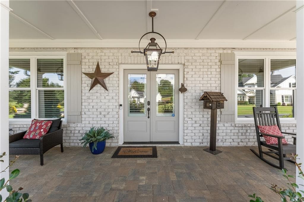 3 bedroom, 3 bathroom, 2,413 sq ft single family residence for sale at 8855 Little Mill Road, Cumming, GA 30041 — photo 7
