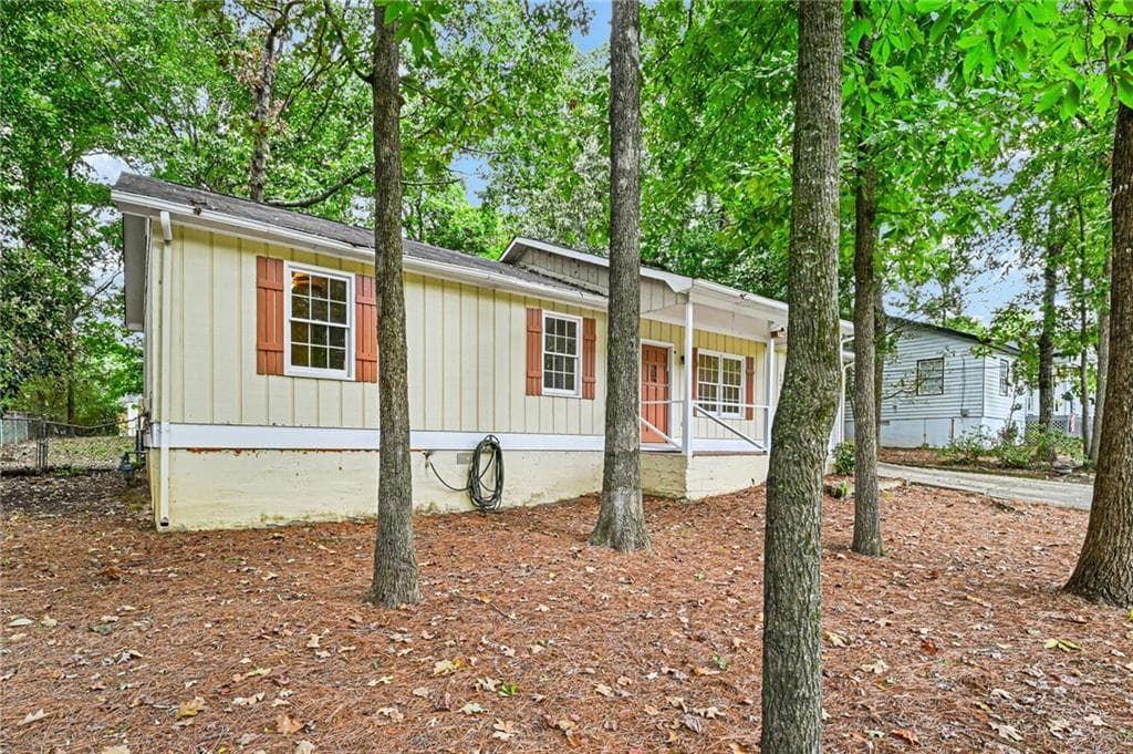 3 bedroom, 2 bathroom, 1,164 sq ft single family residence for sale at 2456 Verner Road, Lawrenceville, GA 30043 — photo 4