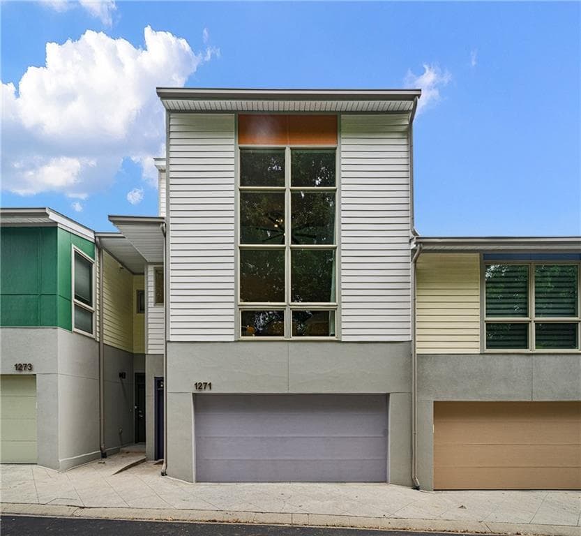 3 bedroom, 4 bathroom, 2,039 sq ft townhouse for sale at 1271 Eames Green, Atlanta, GA 30318 — photo 2
