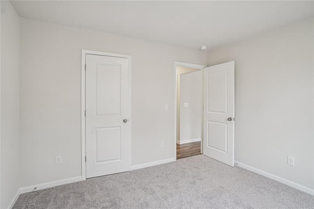 5 bedroom, 3 bathroom, 2,180 sq ft single family residence for sale at 142 Enclave Drive, Villa Rica, GA 30180 — photo 7