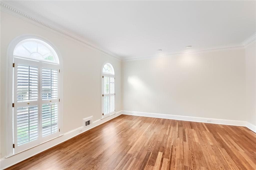 3 bedroom, 3 bathroom, 2,769 sq ft single family residence under contract at 17 Downshire Circle, Decatur, GA 30033 — photo 7
