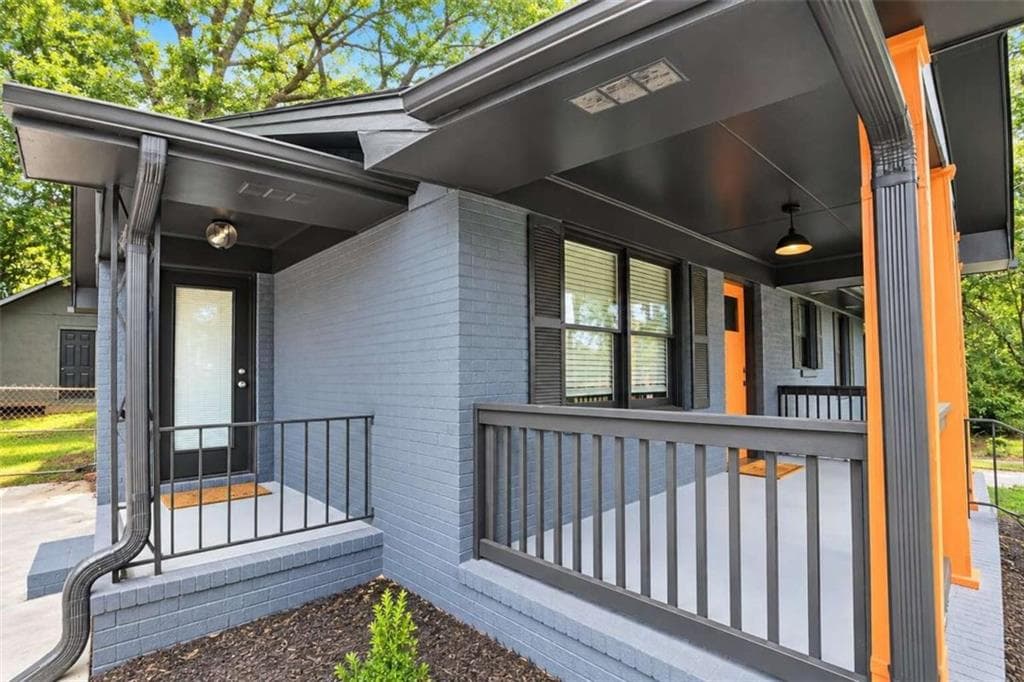 3 bedroom, 2 bathroom, 1,660 sq ft single family residence for sale at 2940 Harris Street, East Point, GA 30344 — photo 4