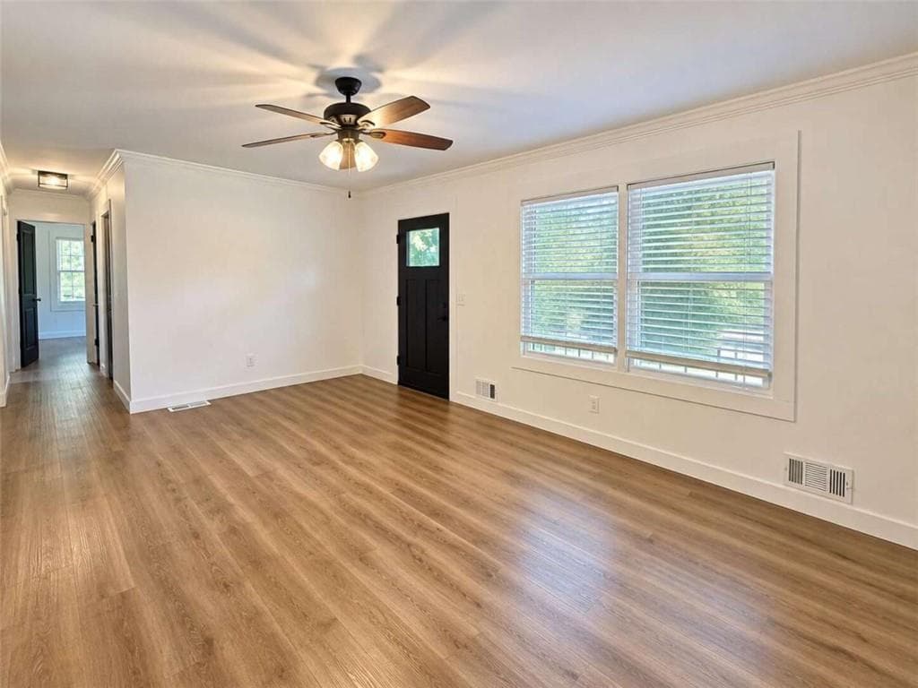 3 bedroom, 2 bathroom, 1,660 sq ft single family residence for sale at 2940 Harris Street, East Point, GA 30344 — photo 6