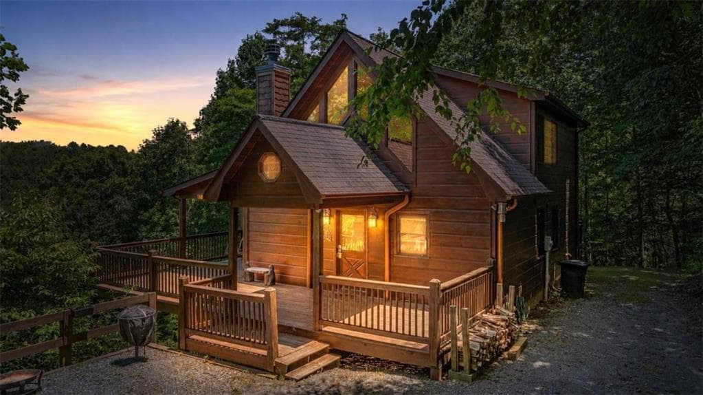3 bedroom, 3 bathroom, 2,376 sq ft single family residence for sale at 469 Mountain High Drive, Mineral Bluff, GA 30559 — photo 4