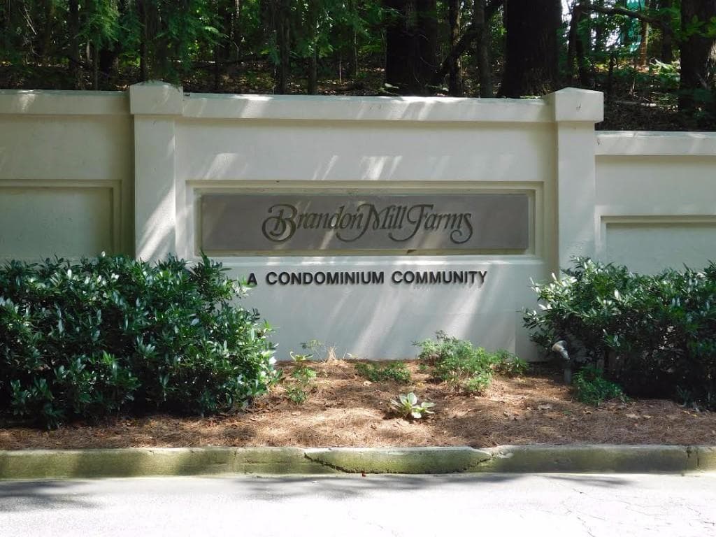 1 bedroom, 1 bathroom other for rent at 2008 Huntingdon Chase 2008, Sandy Springs, GA 30350 for $1,399 a month — photo 1 of 11