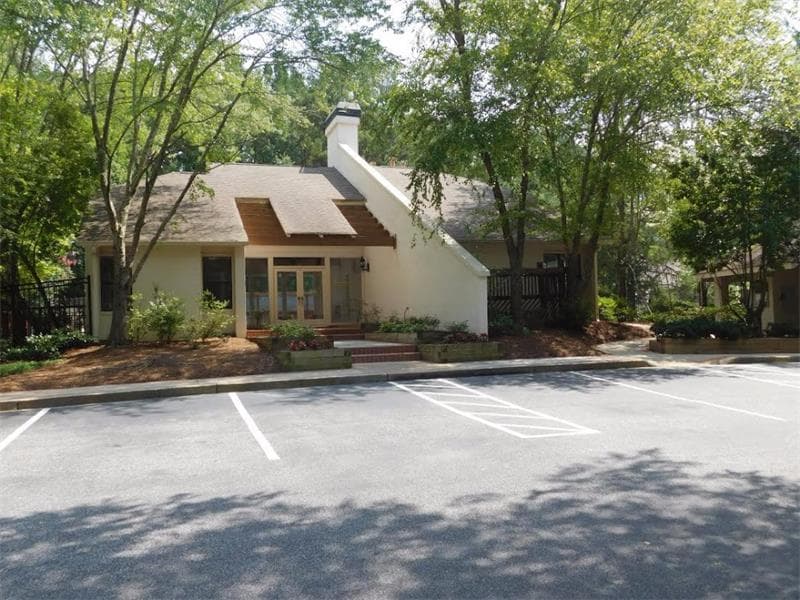 1 bedroom, 1 bathroom other for rent at 2008 Huntingdon Chase 2008, Sandy Springs, GA 30350 for $1,399 a month — photo 10