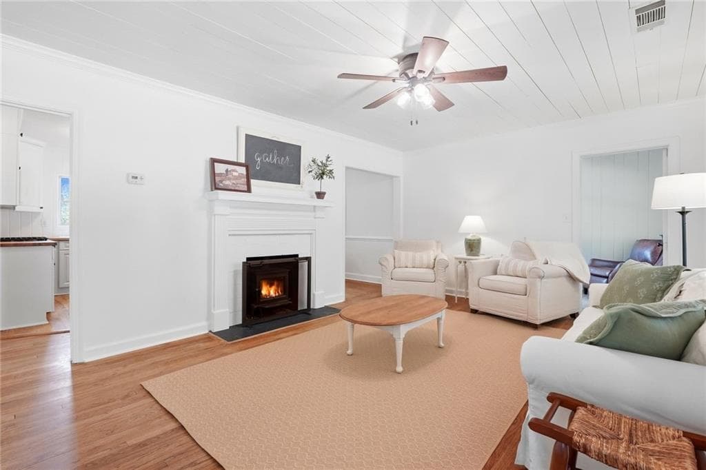 3 bedroom, 2 bathroom, 1,121 sq ft single family residence for sale at 1851 Dresden Drive, Brookhaven, GA 30319 — photo 7