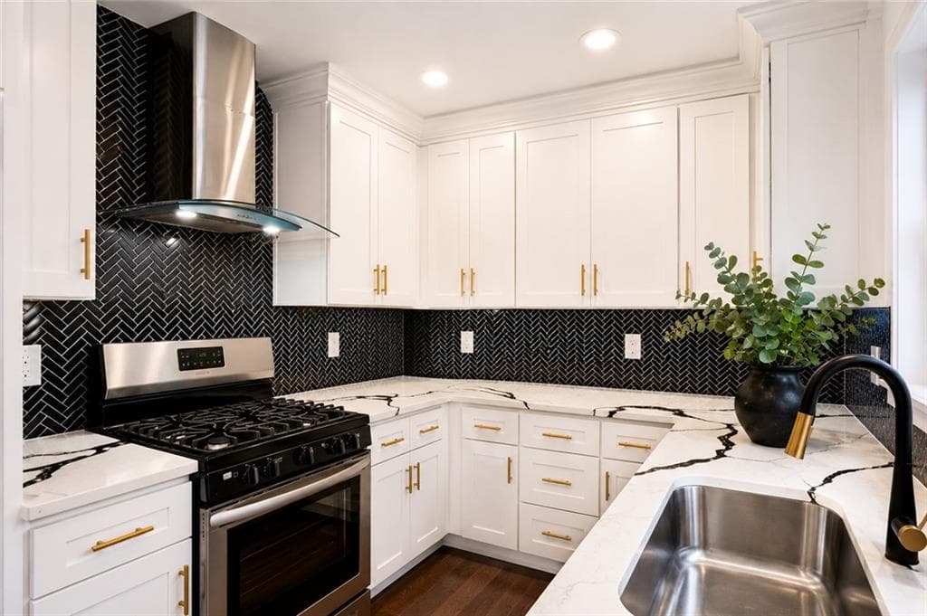 3 bedroom, 2 bathroom, 1,239 sq ft single family residence for sale at 1654 Hadlock Street, Atlanta, GA 30311 — photo 8