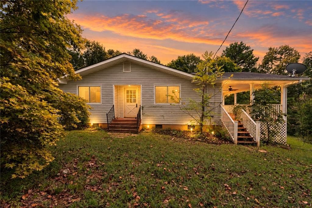 4 bedroom, 2 bathroom, 1,438 sq ft single family residence for sale at 7099 George Barnes Road, Murrayville, GA 30564 — photo 2