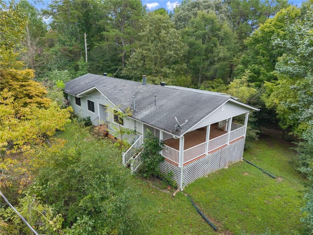 4 bedroom, 2 bathroom, 1,438 sq ft single family residence for sale at 7099 George Barnes Road, Murrayville, GA 30564 — photo 6