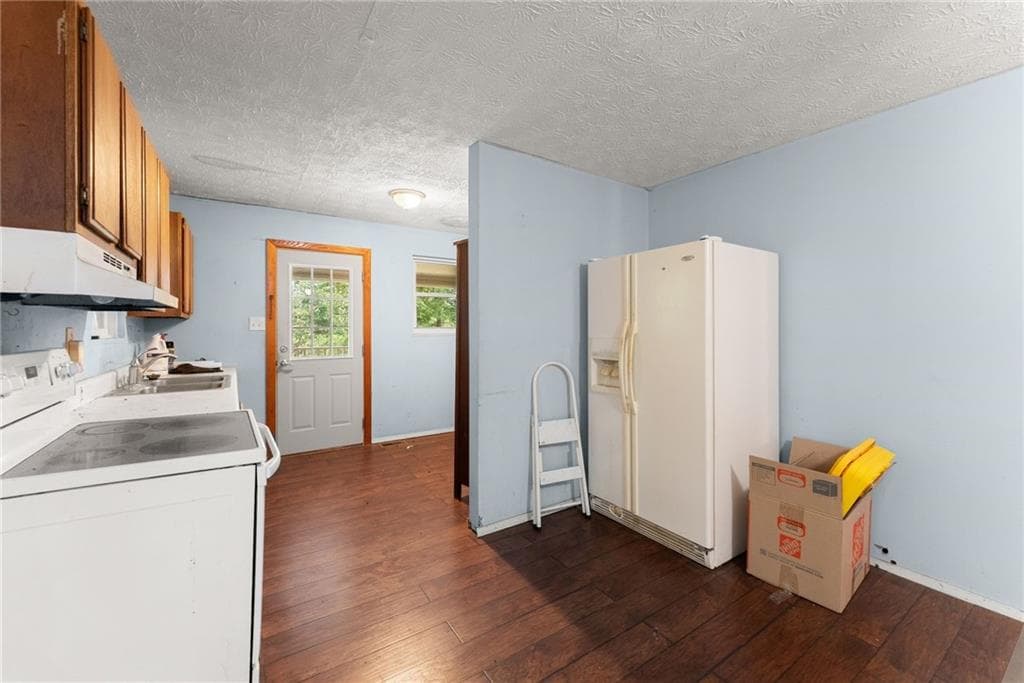 4 bedroom, 2 bathroom, 1,438 sq ft single family residence for sale at 7099 George Barnes Road, Murrayville, GA 30564 — photo 9