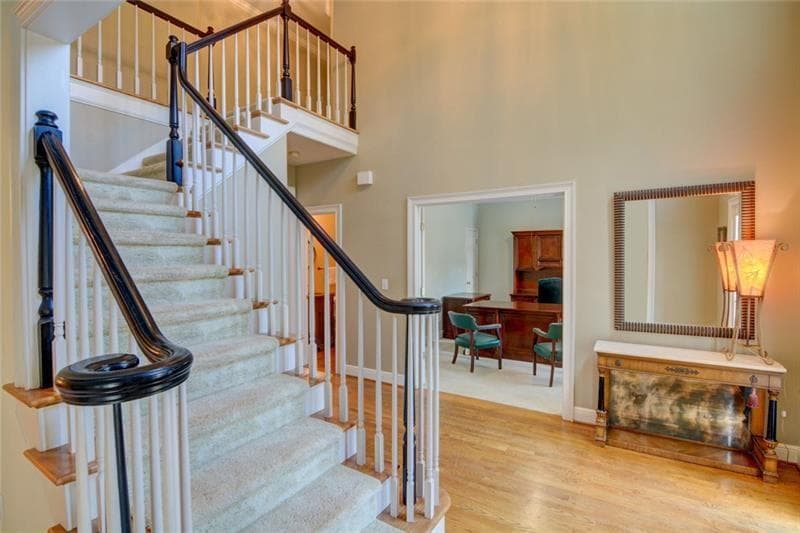 5 bedroom, 5 bathroom, 4,365 sq ft single family residence for sale at 5001 Staverly Lane, Peachtree Corners, GA 30092 — photo 2