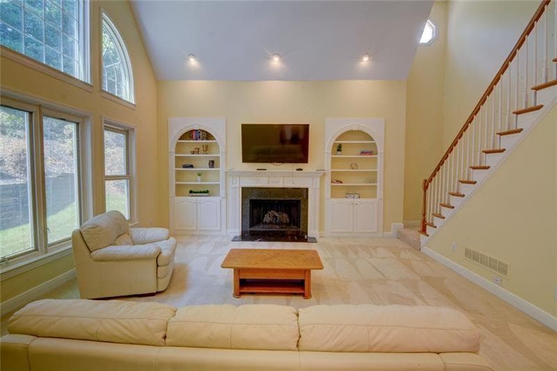 5 bedroom, 5 bathroom, 4,365 sq ft single family residence for sale at 5001 Staverly Lane, Peachtree Corners, GA 30092 — photo 4