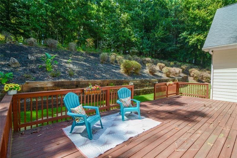 5 bedroom, 5 bathroom, 4,365 sq ft single family residence for sale at 5001 Staverly Lane, Peachtree Corners, GA 30092 — photo 5