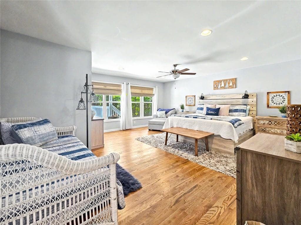 3 bedroom, 2 bathroom, 1,920 sq ft single family residence for sale at 935 Pine Circle, Woodstock, GA 30189 — photo 6