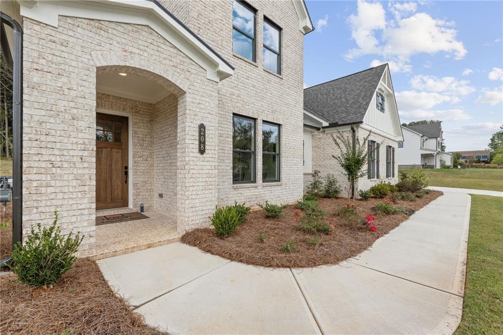 4 bedroom, 4 bathroom, 3,400 sq ft single family residence for sale at 208 Knollwood Bend, Canton, GA 30115 — photo 6