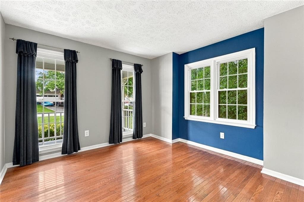 4 bedroom, 3 bathroom, 2,091 sq ft single family residence for sale at 2150 Appleton Circle, Lawrenceville, GA 30043 — photo 4