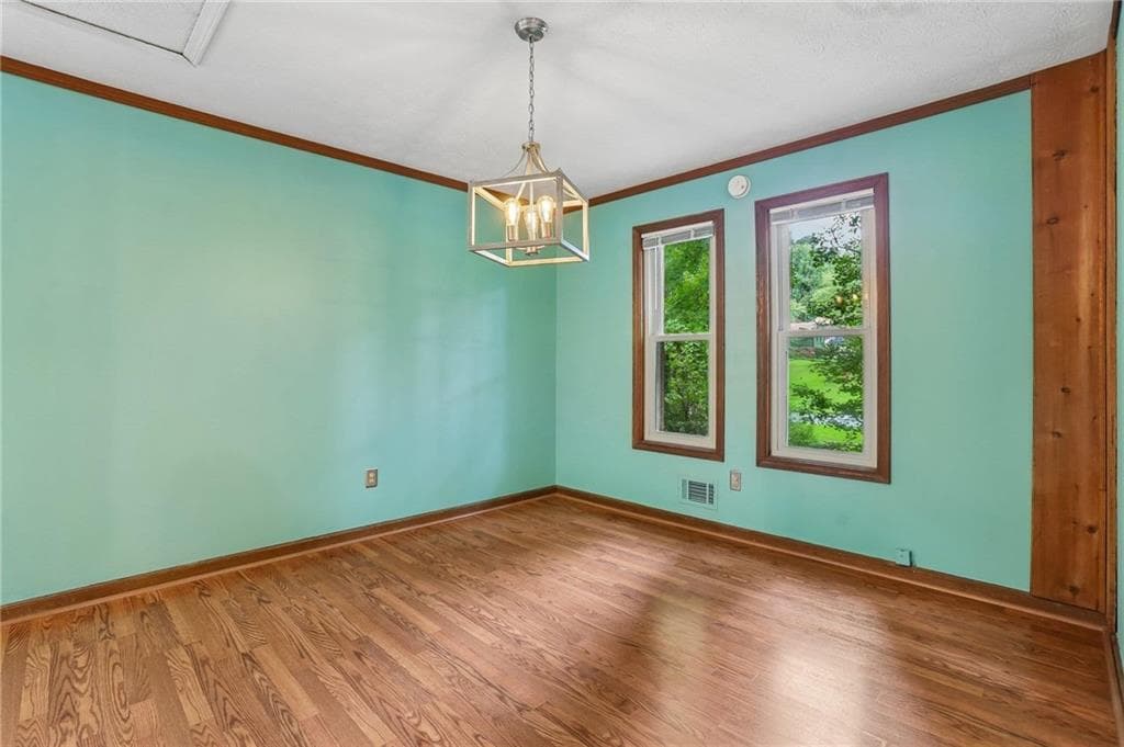 3 bedroom, 2 bathroom, 1,492 sq ft single family residence for sale at 231 Sabrina Court, Woodstock, GA 30188 — photo 10