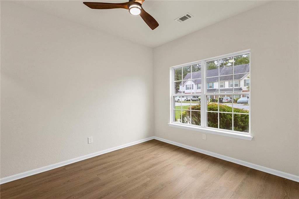 4 bedroom, 3 bathroom, 1,528 sq ft townhouse for sale at 268 Brookview Drive, Riverdale, GA 30274 — photo 7