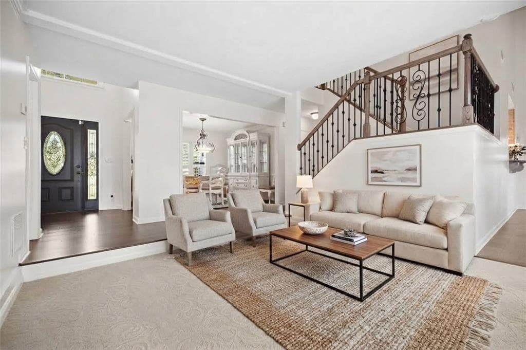 4 bedroom, 3 bathroom, 2,559 sq ft single family residence for sale at 5300 Johns View Street, Alpharetta, GA 30005 — photo 2