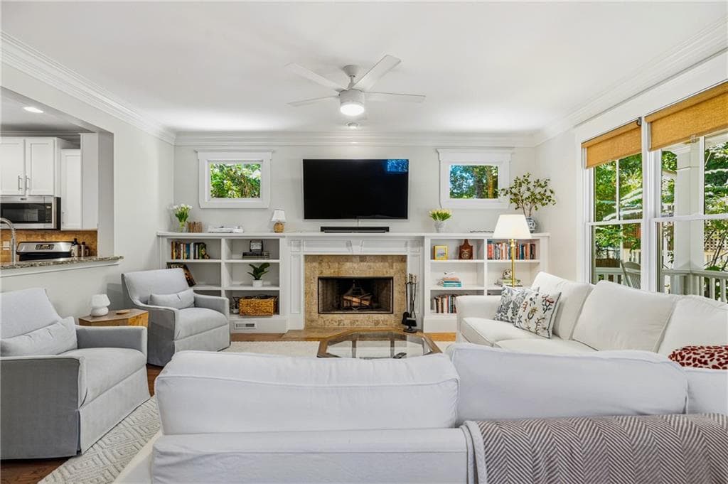 3 bedroom, 3 bathroom, 1,718 sq ft single family residence for sale at 973 Grant Cove Place, Atlanta, GA 30315 — photo 4