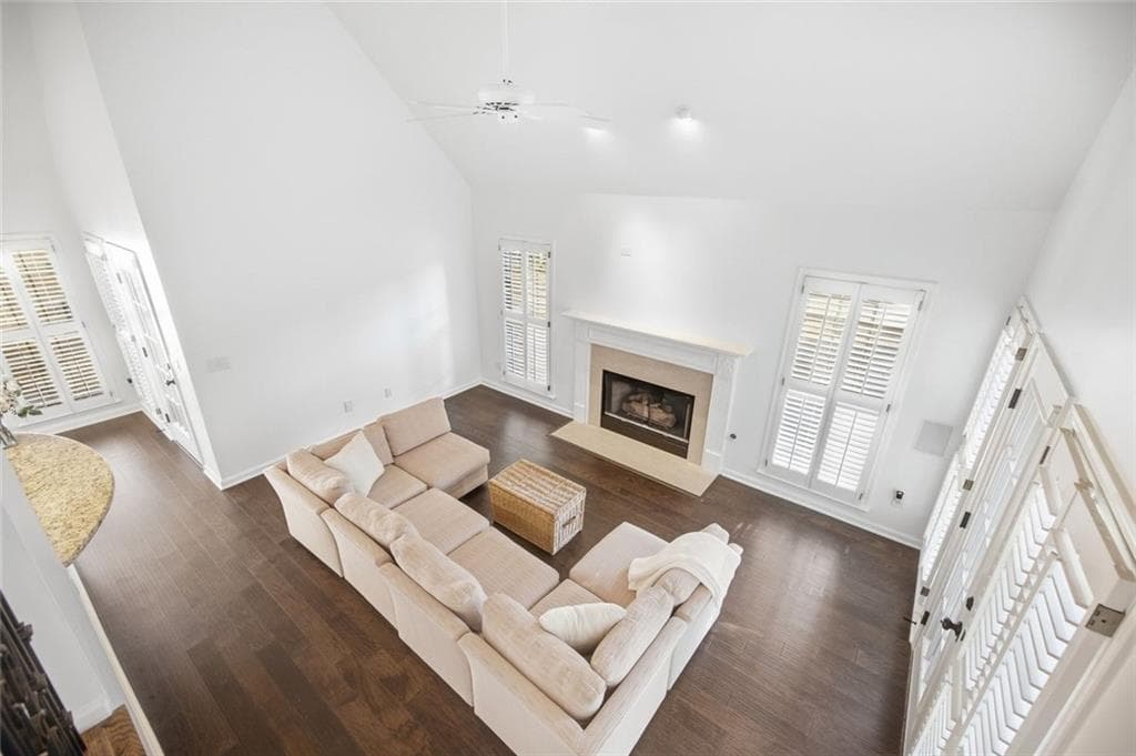 4 bedroom, 3 bathroom, 2,559 sq ft single family residence for sale at 5300 Johns View Street, Alpharetta, GA 30005 — photo 6