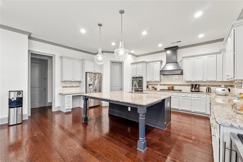 5 bedroom, 4 bathroom, 4,076 sq ft single family residence for rent at 4530 Point Rock Drive, Buford, GA 30519 for $3,695 a month — photo 9