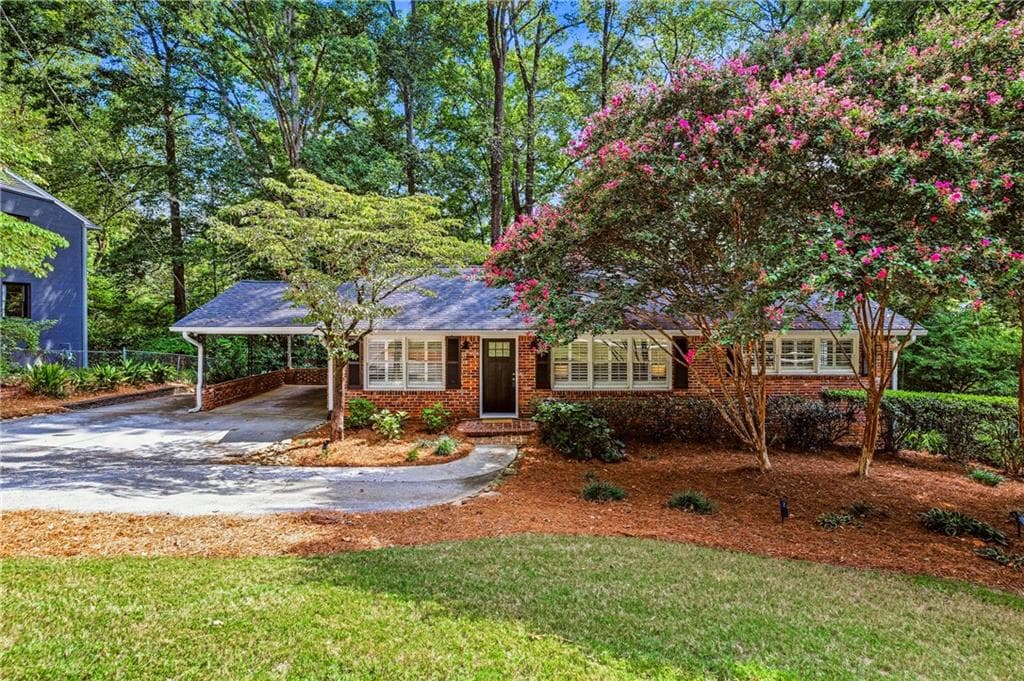 5 bedroom, 3 bathroom, 2,600 sq ft single family residence for sale at 4341 Peachtree Dunwoody Road, Atlanta, GA 30342