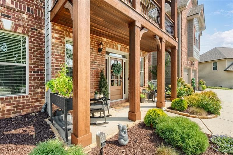 7 bedroom, 5 bathroom, 5,350 sq ft single family residence for sale at 4665 Osprey Court, Cumming, GA 30040