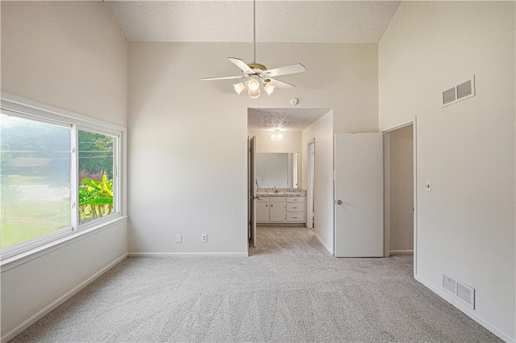 4 bedroom, 3 bathroom, 2,141 sq ft single family residence for sale at 5265 Corinth Circle, Stone Mountain, GA 30087 — photo 4