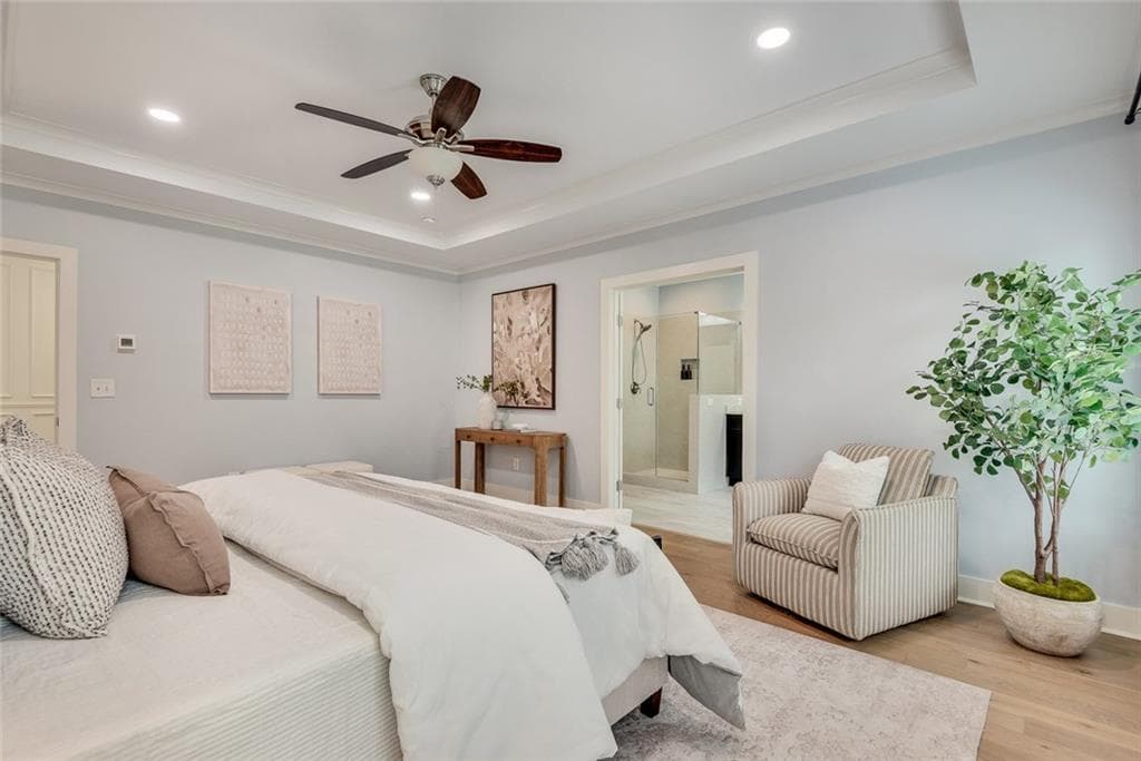 5 bedroom, 4 bathroom, 3,955 sq ft single family residence for sale at 1536 Sylvester Circle, Atlanta, GA 30316 — photo 4