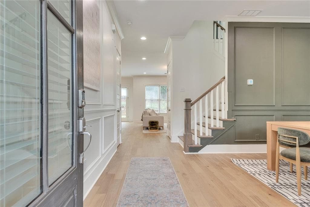 5 bedroom, 4 bathroom, 3,955 sq ft single family residence for sale at 1536 Sylvester Circle, Atlanta, GA 30316 — photo 7