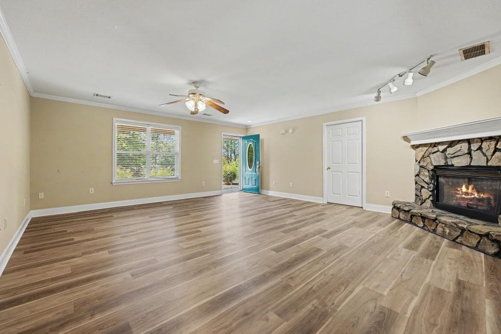3 bedroom, 2 bathroom, 1,632 sq ft single family residence for sale at 129 Buckeye Point, Commerce, GA 30530 — photo 10