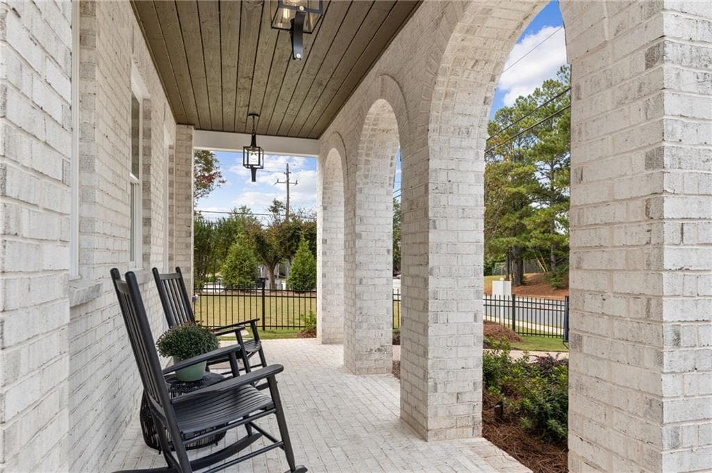 3 bedroom, 4 bathroom, 2,663 sq ft single family residence for sale at 3420 Archerfield Way, Smyrna, GA 30080 — photo 2
