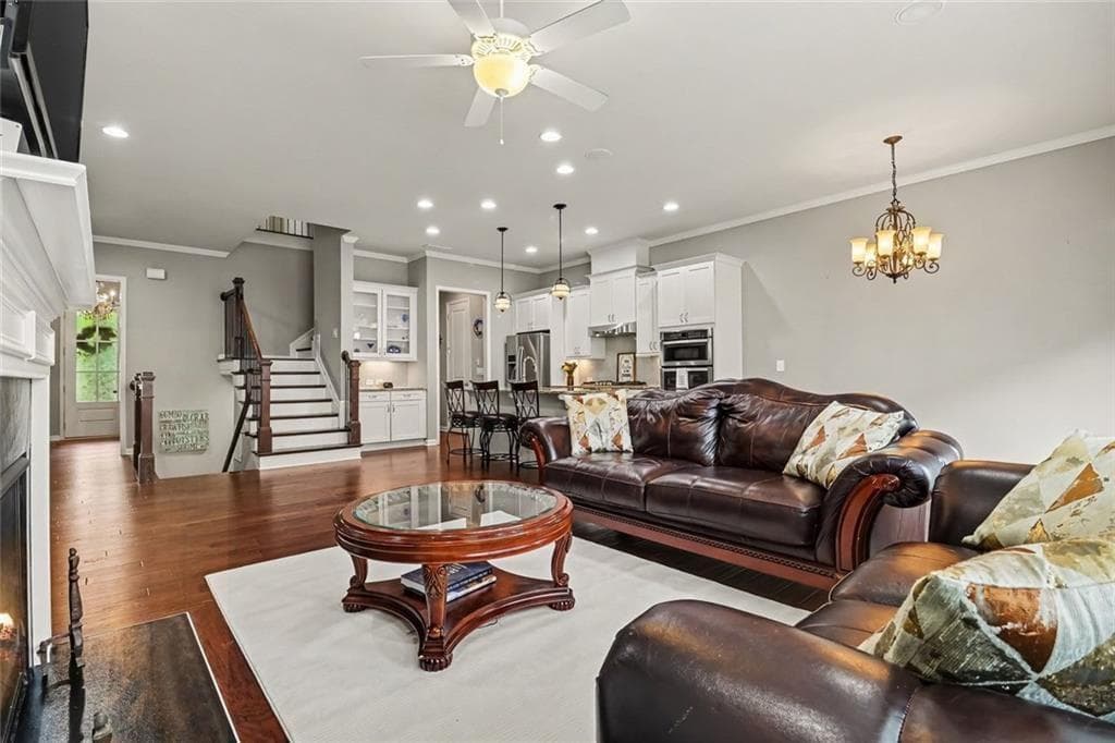 3 bedroom, 4 bathroom, 2,600 sq ft townhouse for sale at 1011 Milhaven Drive, Roswell, GA 30076 — photo 3