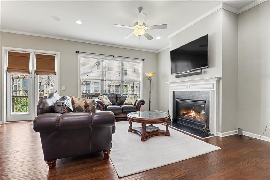3 bedroom, 4 bathroom, 2,600 sq ft townhouse for sale at 1011 Milhaven Drive, Roswell, GA 30076 — photo 4