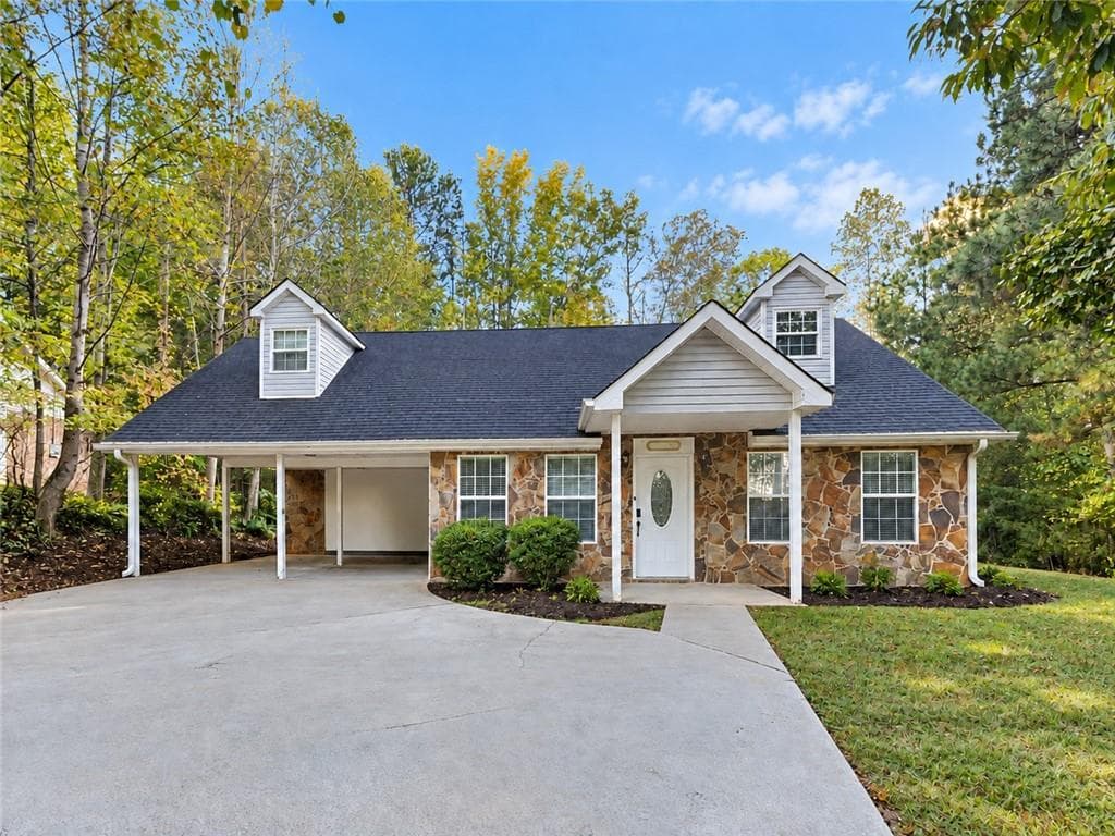 3 bedroom, 2 bathroom, 1,400 sq ft single family residence for sale at 1781 Jimmy Dodd Road, Buford, GA 30518