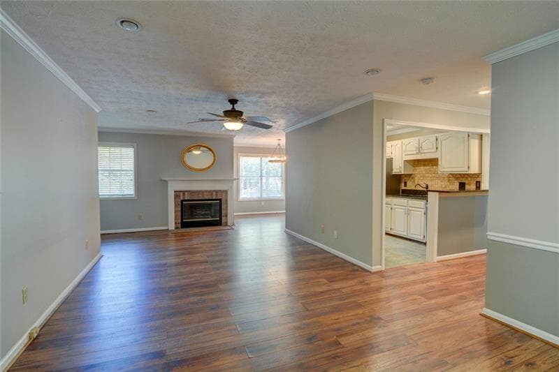 2 bedroom, 2 bathroom, 1,302 sq ft condominium for sale at 904 Peachtree Forest Terrace, Peachtree Corners, GA 30092 — photo 7