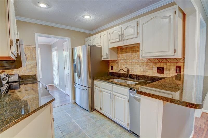 2 bedroom, 2 bathroom, 1,302 sq ft condominium for sale at 904 Peachtree Forest Terrace, Peachtree Corners, GA 30092 — photo 9