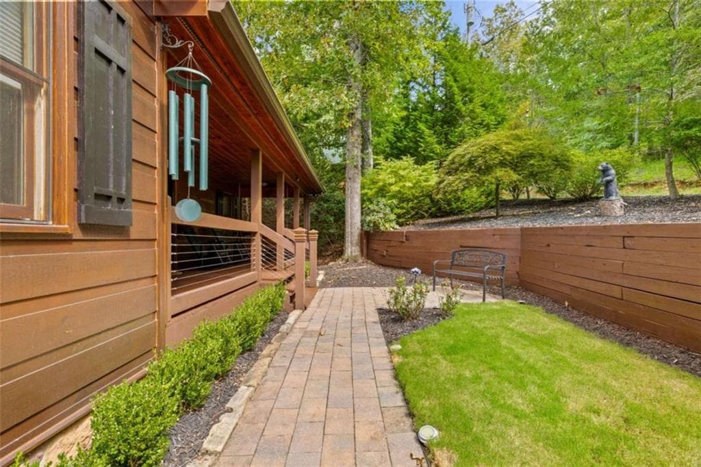 4 bedroom, 5 bathroom, 4,160 sq ft single family residence for sale at 199 Fox Run Drive, Blue Ridge, GA 30513 — photo 8