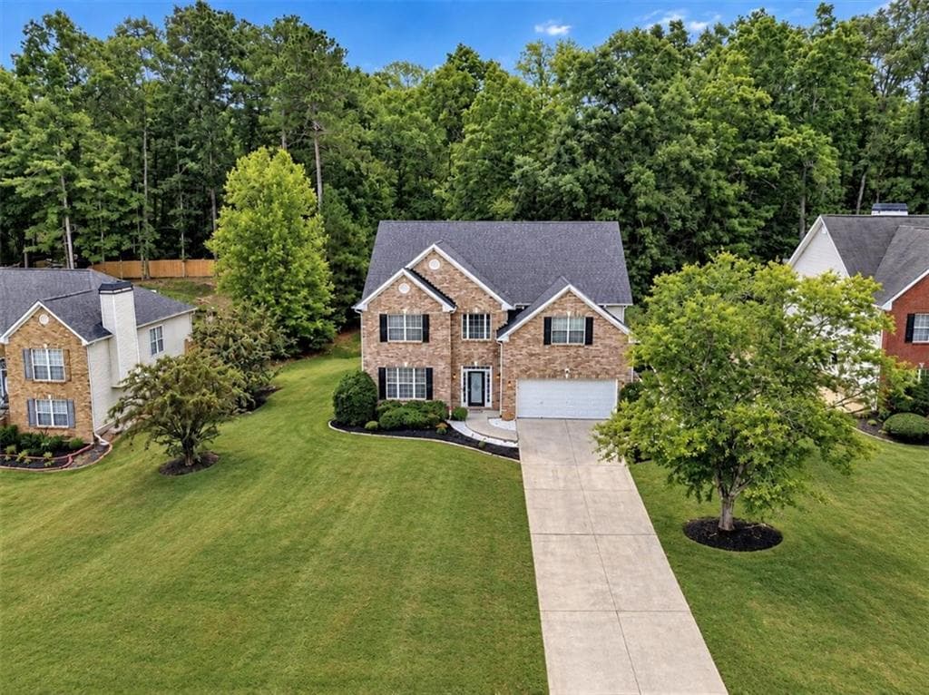 4 bedroom, 3 bathroom, 2,826 sq ft single family residence for sale at 683 Savannah Rose Way, Lawrenceville, GA 30045 — photo 4