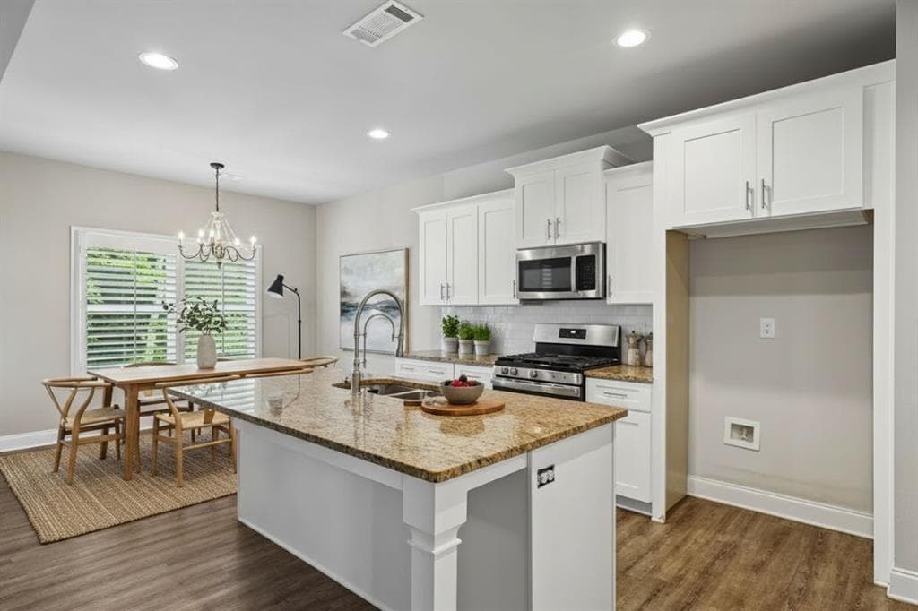 4 bedroom, 3 bathroom, 2,220 sq ft single family residence for sale at 8851 St Andrews Parkway, Winston, GA 30187 — photo 5