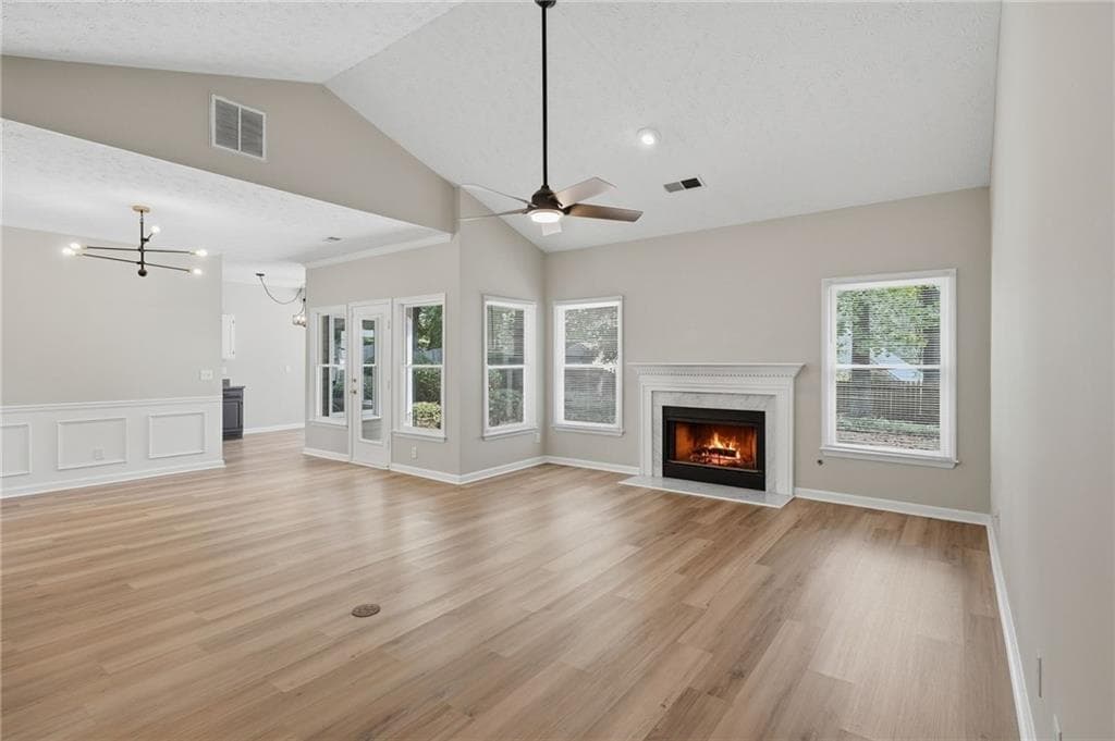 3 bedroom, 2 bathroom, 1,674 sq ft single family residence for sale at 120 Pinion Lane, Johns Creek, GA 30005 — photo 3