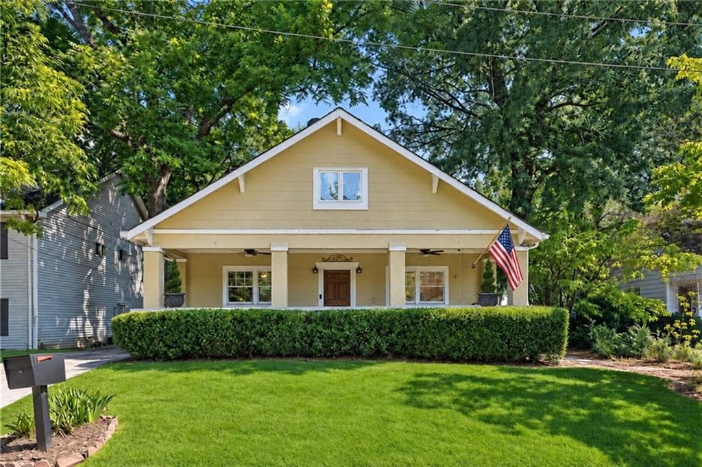 3 bedroom, 4 bathroom, 2,192 sq ft single family residence for sale at 805 Holmes Street, Atlanta, GA 30318