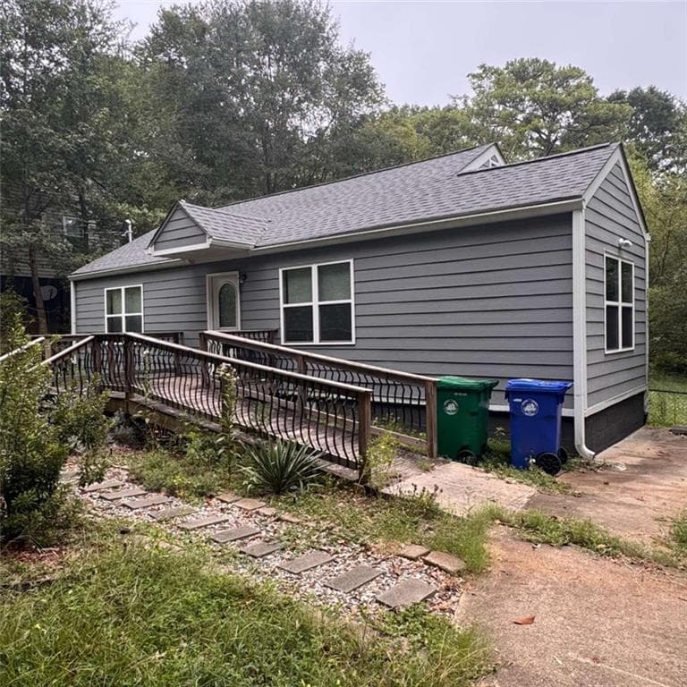 3 bedroom, 1 bathroom, 1,015 sq ft single family residence for rent at 3048 Woodham Way, Atlanta, GA 30316 for $1,950 a month — photo 2