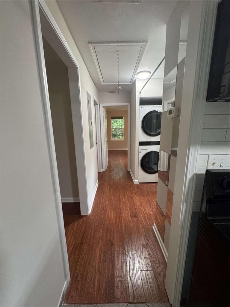 3 bedroom, 1 bathroom, 1,015 sq ft single family residence for rent at 3048 Woodham Way, Atlanta, GA 30316 for $1,950 a month — photo 9