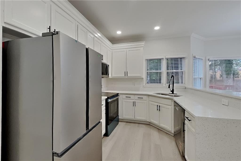 4 bedroom, 3 bathroom, 3,231 sq ft single family residence for rent at 2836 Springrock Way, Lawrenceville, GA 30043 for $3,100 a month — photo 5