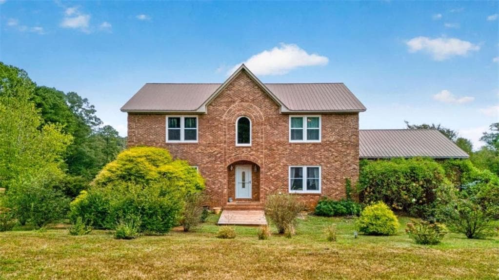4 bedroom, 3 bathroom, 2,522 sq ft single family residence for sale at 139 Mount Zion Road, Rome, GA 30165